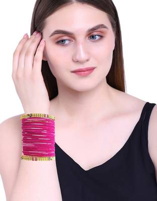 Set of 28 rani and gold plated velvet bangle set 5