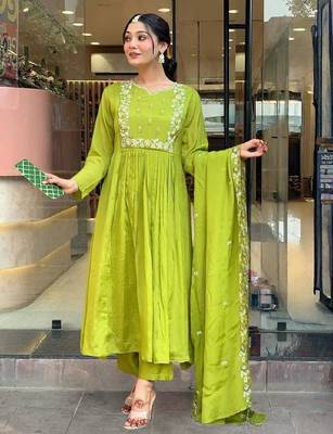 green embroidered flared kurta set 1