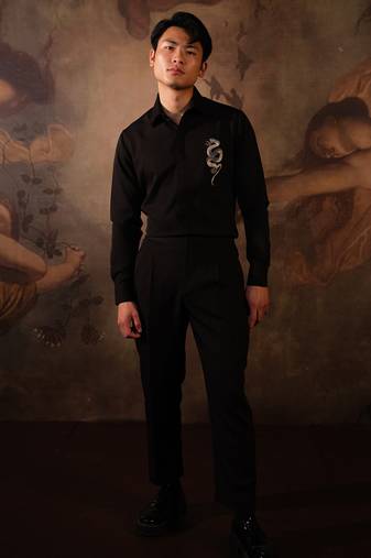 Black plain crepe shirt