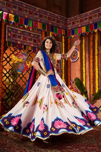 WHITE DIGITAL PRINT THREAD MIRROR EMBROIDERED  NAVRATRI SPECIAL STITCHED lehenga choli