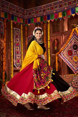 MULTICOLOR THREAD MIRROR EMBROIDERED VISCOSE NAVRATRI special STITCHED LEHENGA CHOLI 4