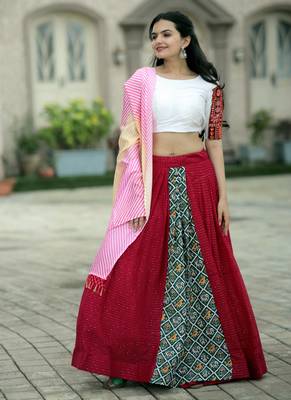 RED WHITE CROCHET EMBROIDERED WORK VISCOSE NAVRATRI STITCHED LEHENGA CHOLI 5