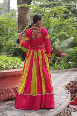 PINK YELLOW THREAD MIRROR EMBROIDERED ROMAN SILK STITCHED LEHENGA CHOLI 3
