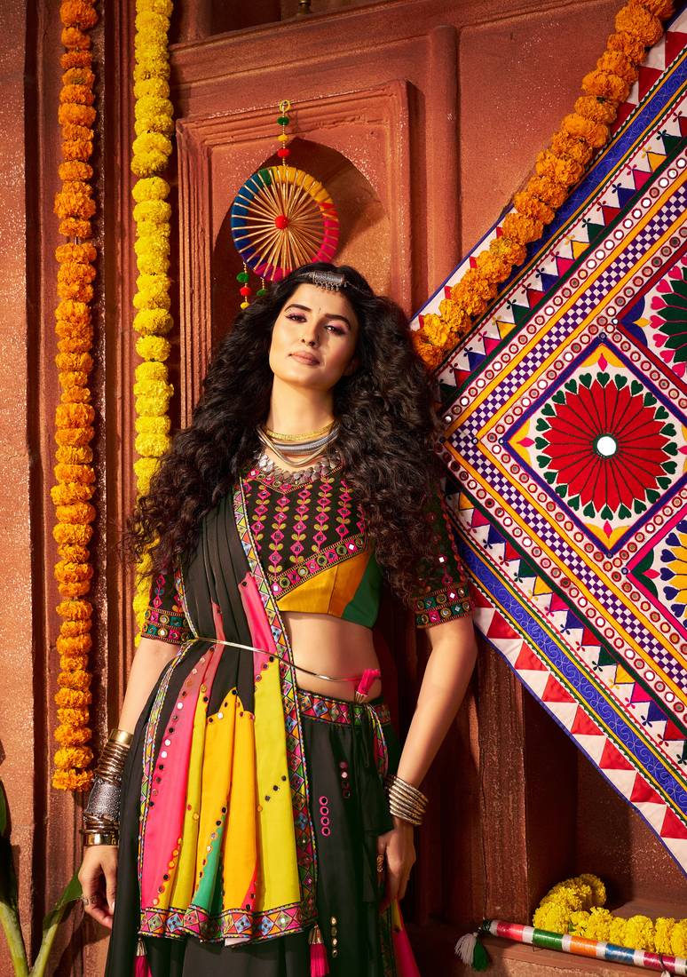 BLACK DIGITAL PRINT THREAD MIRROR EMBROIDERED  NAVRATRI SPECIAL STITCHED lehenga choli