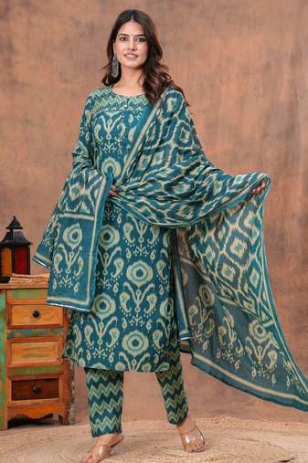 Premium quality beautiful cotton discharge print kurti pant