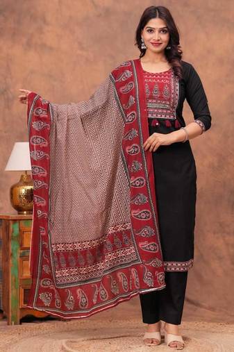 Women floral printed cotton kurta with trouser & dupatta