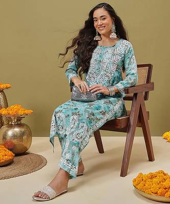 Hand embroidered floral printed blue cotton lucknowi chikankari co-ord set 4