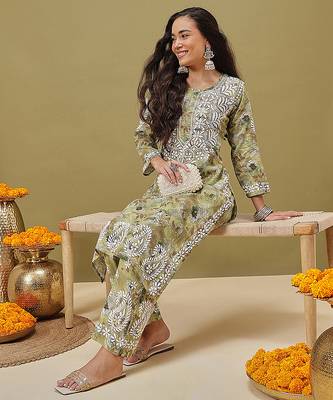 Hand embroidered floral printed green cotton lucknowi chikankari co-ord set 4
