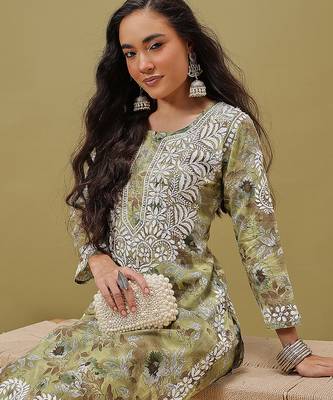 Hand embroidered floral printed green cotton lucknowi chikankari co-ord set 5
