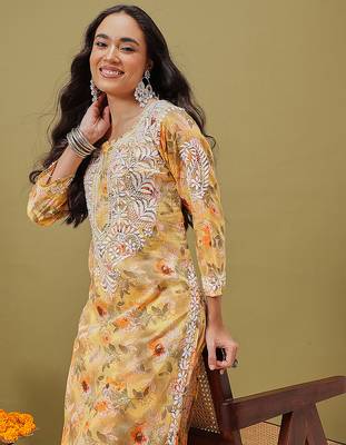 Hand embroidered floral printed yellow cotton lucknowi chikankari co-ord set 5