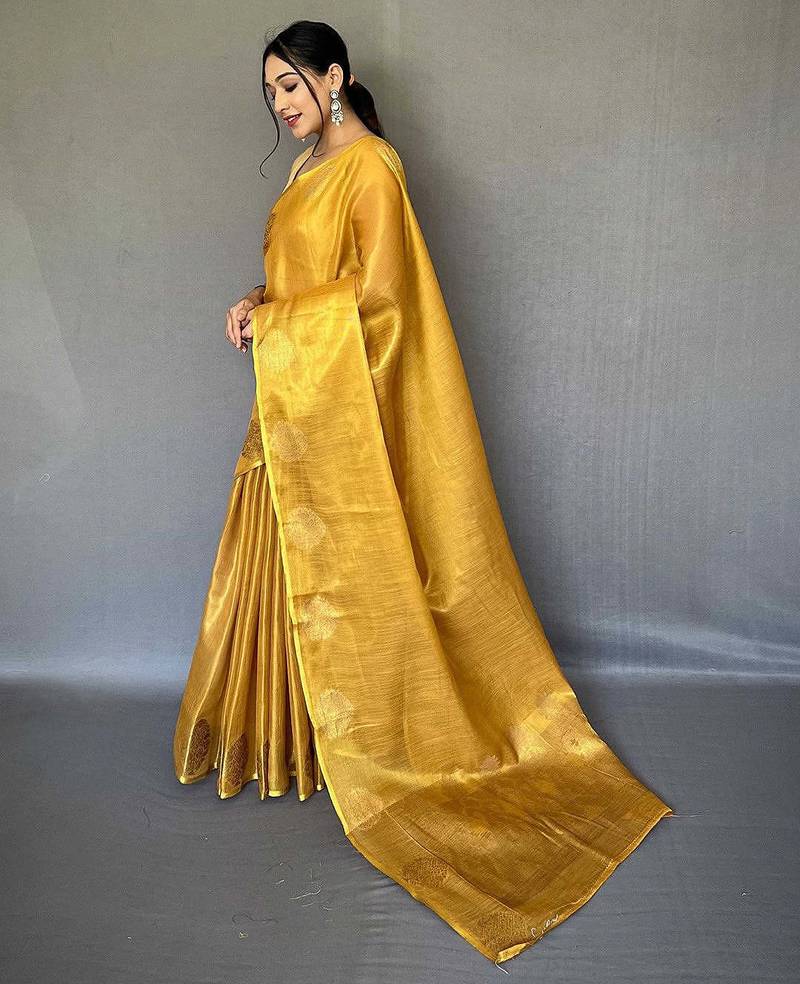 Gold Kanjivaram Style of tissue silk zari weaving border Pallu saree with Blouse