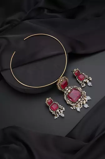 Gold plated red stone kundan necklace set