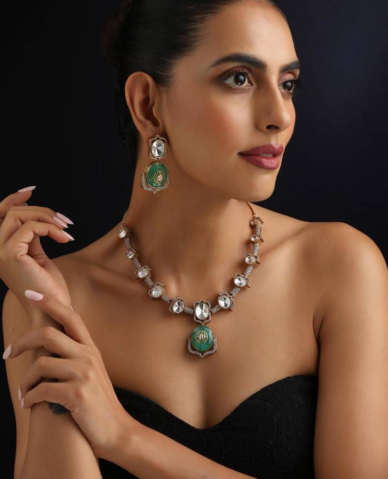 Gold plated green stone kundan necklace set
