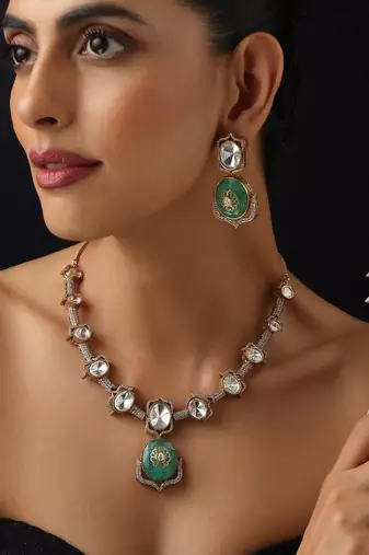 Gold plated green stone kundan necklace set