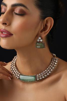 Gold plated green stone kundan necklace set 3
