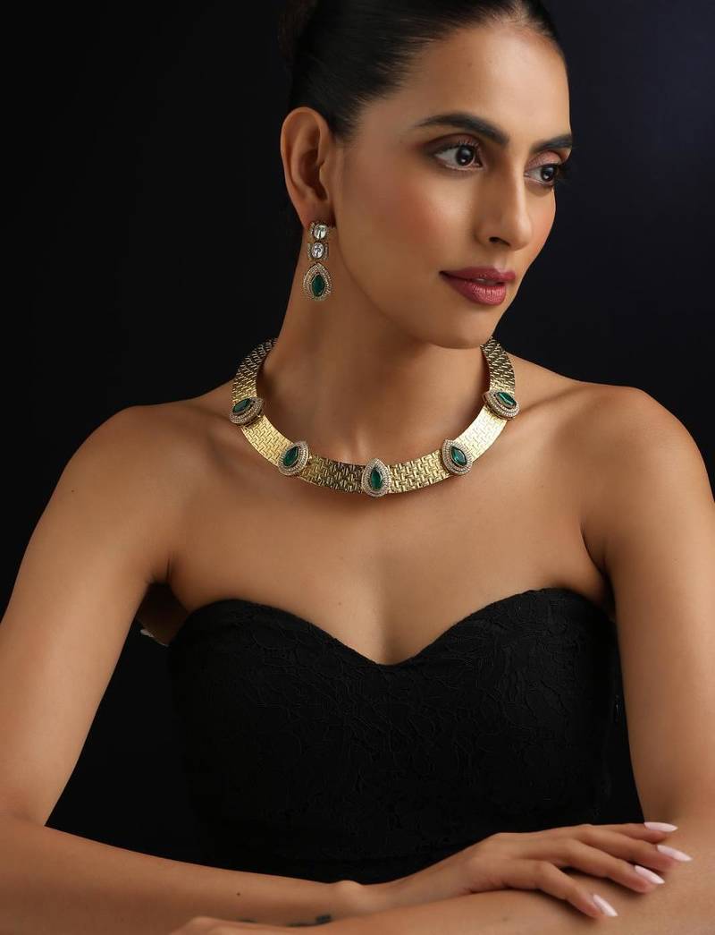 Gold plated green stone necklace set