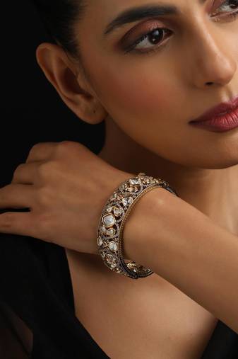 Gold plated kundan bangle