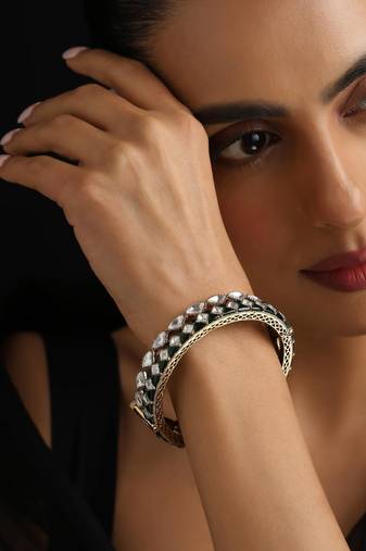 Gold plated green stone kundan bangle