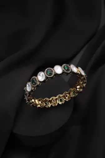 Gold plated green stone kundan bangle