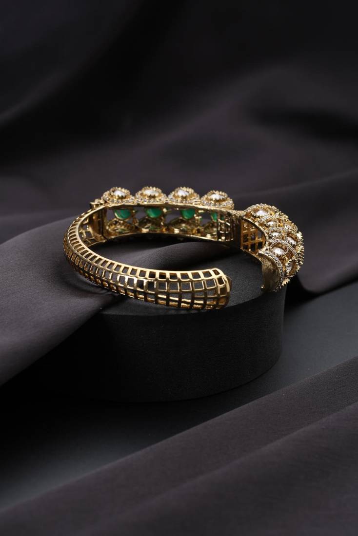 Gold plated kundan bangle