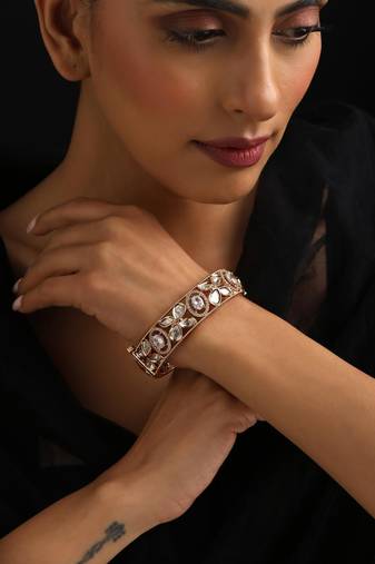 Gold plated kundan bangle