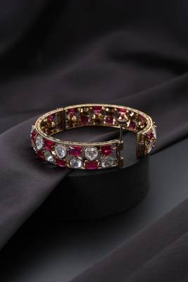 Gold plated red stone kundan bangle 3