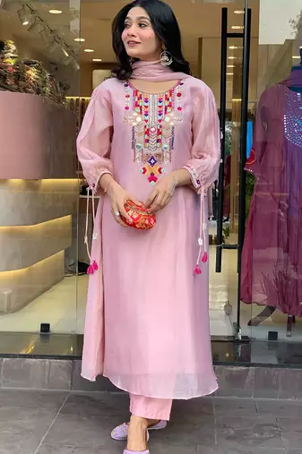 Pink chanderi silk heavy thread embroidery work kurta pant set
