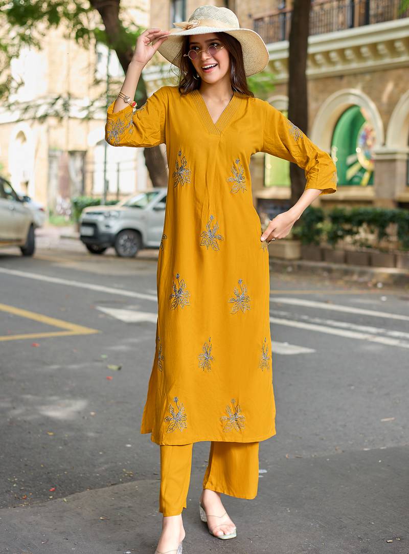 Floral Embroidered V-Neck Thread Work Straight Kurta With Palazzos