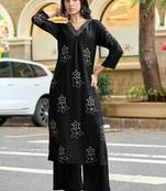 Floral Embroidered V-Neck Thread Work Straight Kurta With Palazzo