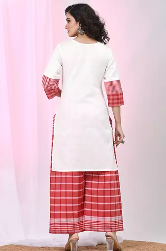 Women's white cotton straight kurta with red checkered patchwork design