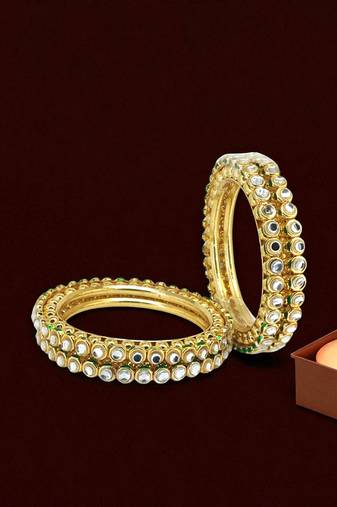 Set of 4 gold plated kundan studded bangles