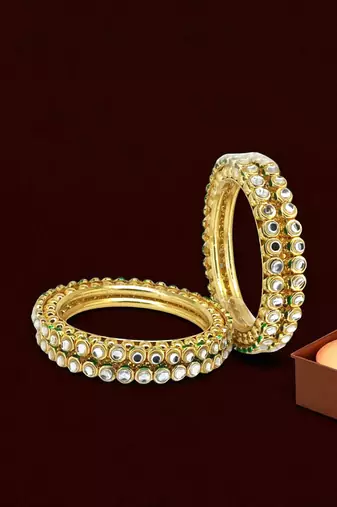 Set of 4 gold plated kundan studded bangles