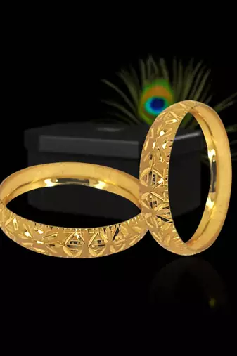 Set of 2 gold plated engraved traditional bangles set
