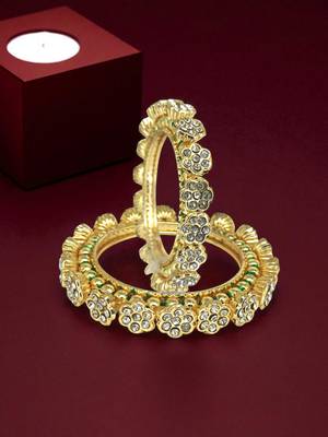 Set of 2 gold plated filigree floral bangle set 1