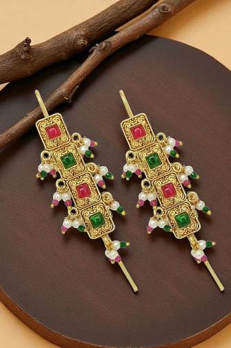 Gold plated square shape needle ear cuff