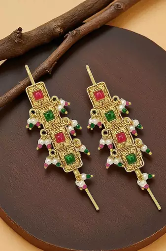 Gold plated square shape needle ear cuff