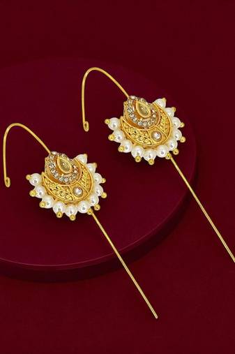 Gold plated cubic zircon crescent moon needle ear cuff