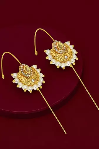 Gold plated cubic zircon crescent moon needle ear cuff