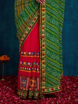 Riva enterprise women's half and half bandhani pallu green and pink color saree 4