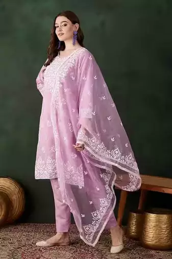 Pink Embroidered kurta with pant & dupatta