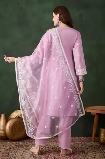 Pink Embroidered kurta with pant & dupatta