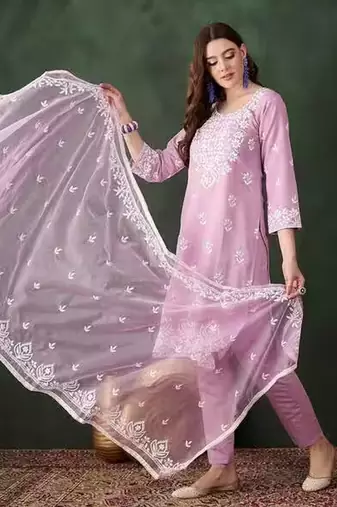 Pink Embroidered kurta with pant & dupatta