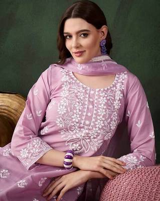 Pink Embroidered kurta with pant & dupatta 5