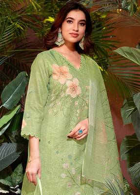 Green cotton printed kurta wih pant & duppata 3