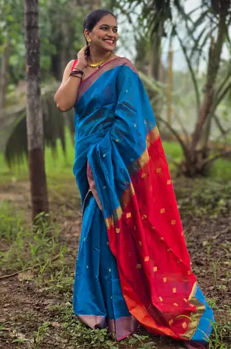 Blue maheswari cotton saree with unstitched blouse piece