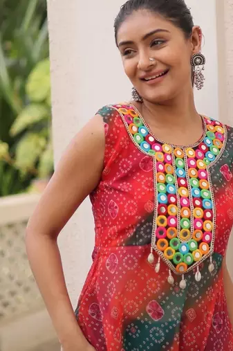 Bandhej printed georgette with kutchi gamthi mirror & codi lace work
