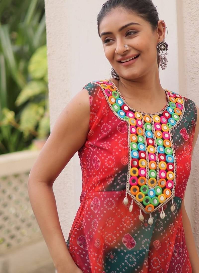 Bandhej printed georgette with kutchi gamthi mirror & codi lace work