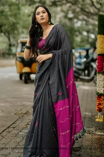 Grey Mul Cotton Kardana hand embroidered saree