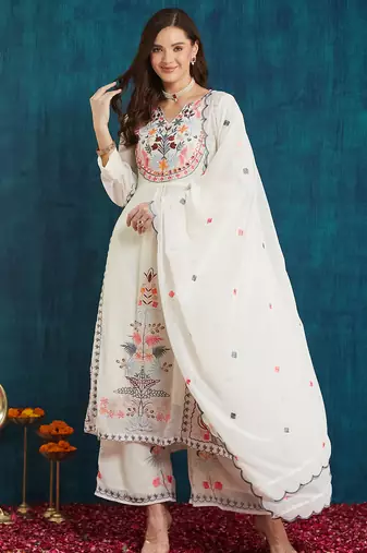 Off-white embroidered georgette resham embroidery kurta-sets