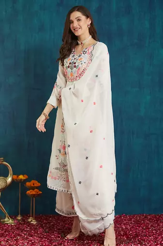 Off-white embroidered georgette resham embroidery kurta-sets